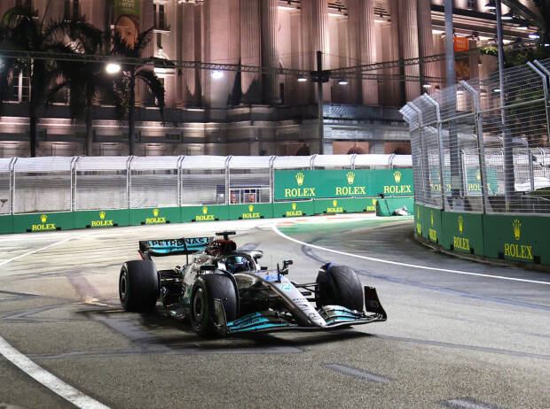 George Russell (Mercedes W13) im Qualifying zum Formel-1-Rennen in Singapur 2022