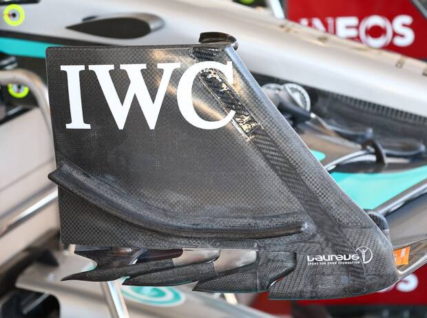 Foto zur News: Formel-1-Technik: Der neue Frontflügel am Mercedes W13