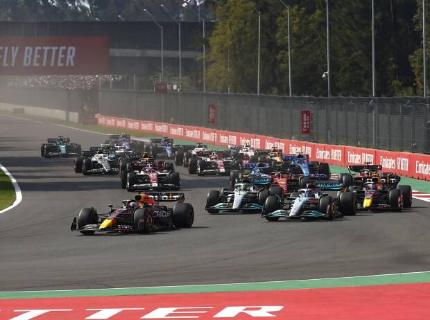 Formel-1-Start in Mexiko 2022 mit Max Verstappen an der Spitze