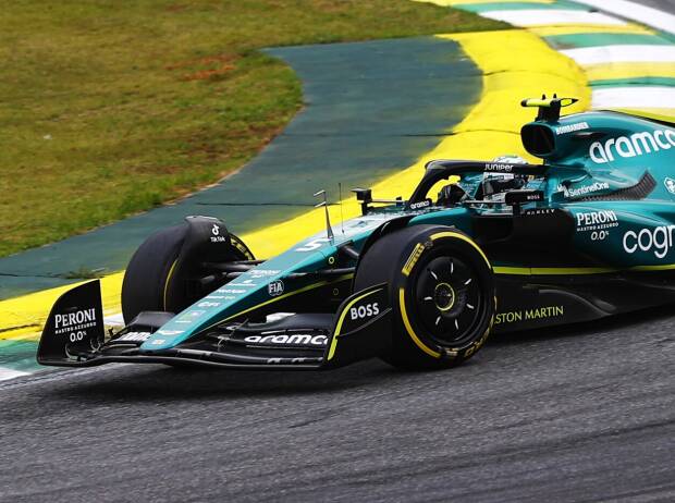 Sebastian Vettel im Aston Martin AMR22 beim Formel-1-Rennen in Brasilien 2022 Sebastian Vettel im Aston Martin AMR22 beim Formel-1-Rennen in Brasilien 2022