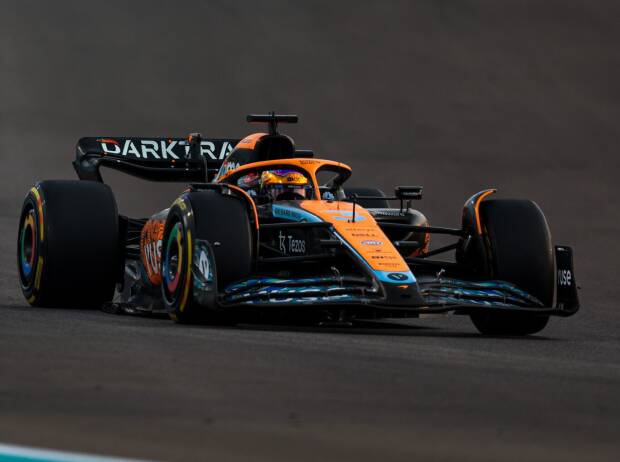 Daniel Ricciardo bei seinem Abschiedsrennen für McLaren 2022 in Abu Dhabi Daniel Ricciardo bei seinem Abschiedsrennen für McLaren 2022 in Abu Dhabi