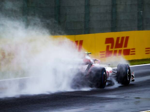 Zhou Guanyu, Alfa Romeo C42 Zhou Guanyu, Alfa Romeo C42