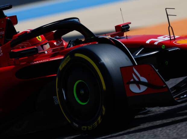 Charles Leclerc im Ferrari SF-23 beim Formel-1-Test 2023 in Bahrain Charles Leclerc im Ferrari SF-23 beim Formel-1-Test 2023 in Bahrain