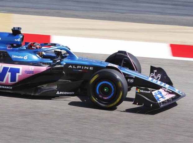 Esteban Ocon im Alpine A523 bei den Formel-1-Tests 2023 in Bahrain