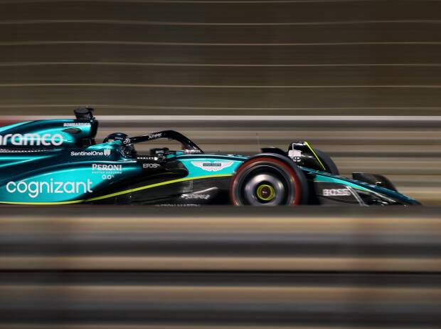 Lance Stroll im Aston Martin AMR23 beim Formel-1-Auftakt 2023 in Bahrain Lance Stroll im Aston Martin AMR23 beim Formel-1-Auftakt 2023 in Bahrain