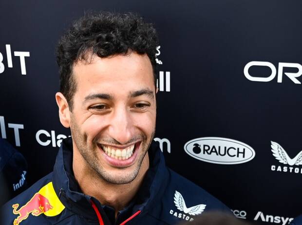 Daniel Ricciardo bei einem Interview in Melbourne 2023