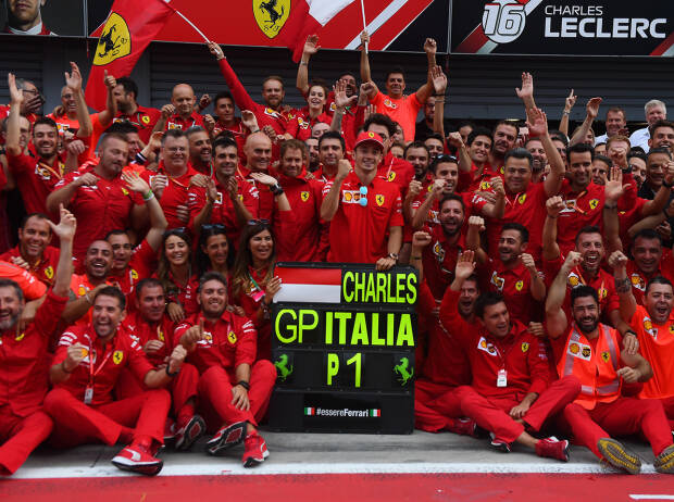 Foto zur News: Neues Ferrari-Fotobuch blickt hinter die Kulissen des legendären F1-Teams