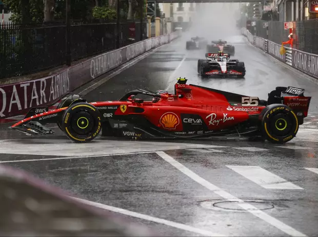 Foto zur News: Charles Leclerc: Warum Ferrari im Regen abgewartet hat