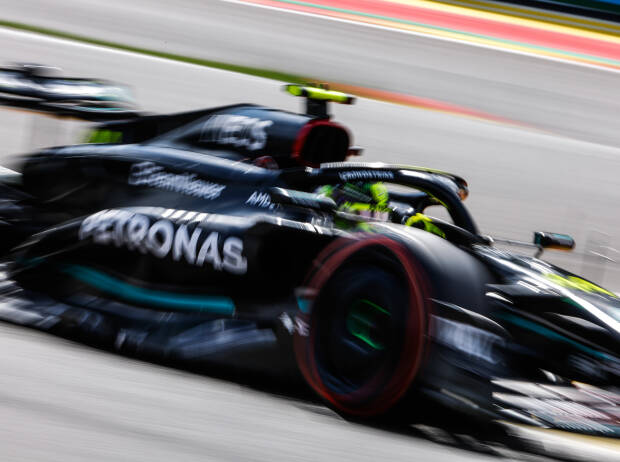 Lewis Hamilton (Mercedes W14) beim Formel-1-Rennen in Belgien 2023