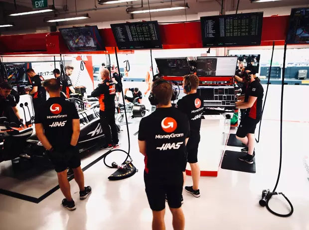 Foto zur News: Schnellere Reparaturen & mehr Effizienz: Haas gestaltet Garage um