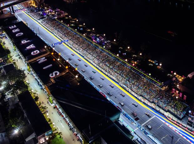 Formel-1-Start in Singapur 2023 aus der Vogelperspektive