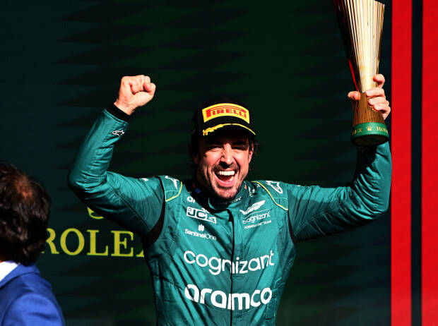 Foto zur News: "Manöver des Jahres": So trickste Fernando Alonso Sergio Perez aus!
