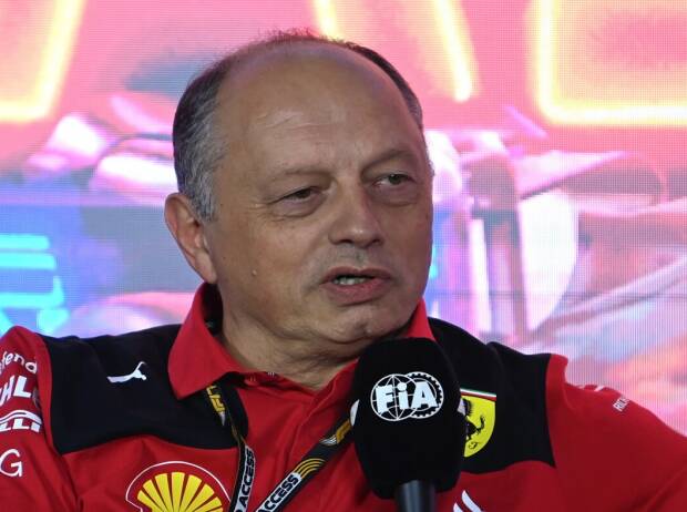 Ferrari-Teamchef Frederic Vasseur in der Pressekonferenz von Las Vegas 2023 Ferrari-Teamchef Frederic Vasseur in der Pressekonferenz von Las Vegas 2023