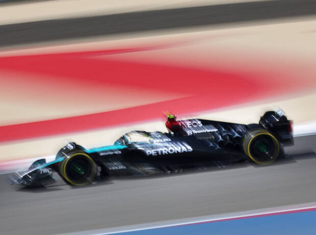 George Russell (Mercedes W15) bei den Formel-1-Testfahrten in Bahrain 2024