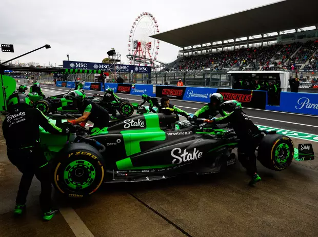 Foto zur News: Sauber zuversichtlich: Keine Boxenpanne, Punkte bald in Reichweite?