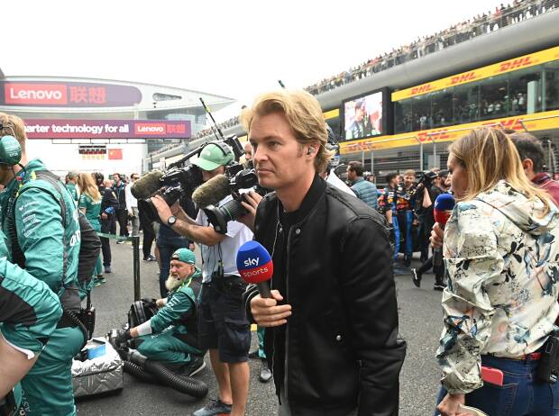 Foto zur News: Rosberg verrät über Hamilton-Crash: "Musste 360.000 Pfund zahlen"
