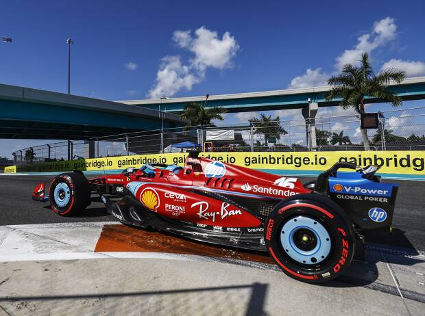 Foto zur News: Zwei Ferraris wittern Chance gegen einen Red Bull: Alle Augen auf den Start