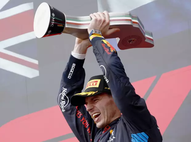 Foto zur News: Wer letzte Nacht am besten geschlafen hat: Max Verstappen