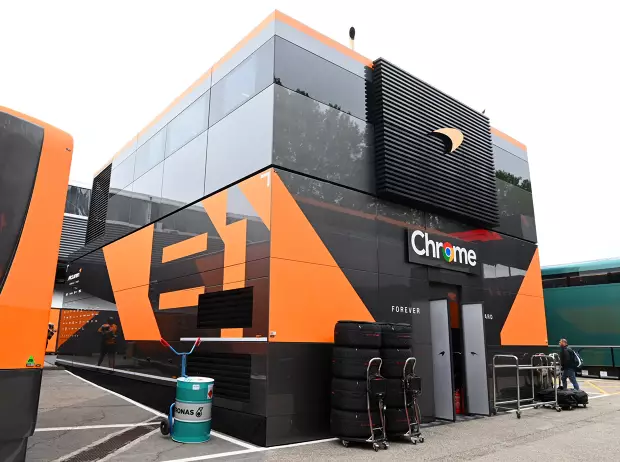 Foto zur News: So bewältigen Formel-1-Teams die Logistik-Probleme eines Tripleheaders