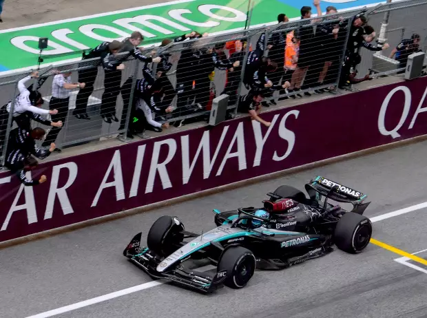 Foto zur News: Wolff schreit Russell an: "Die größte Dummheit in meinen zwölf Jahren F1"
