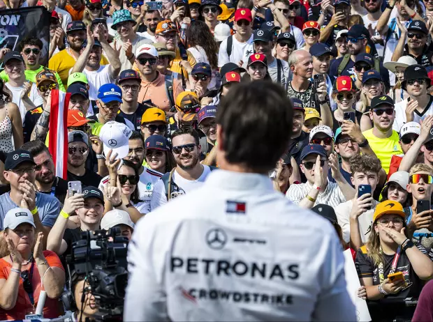 Foto zur News: Wolff schreit Russell an: "Die größte Dummheit in meinen zwölf Jahren F1"