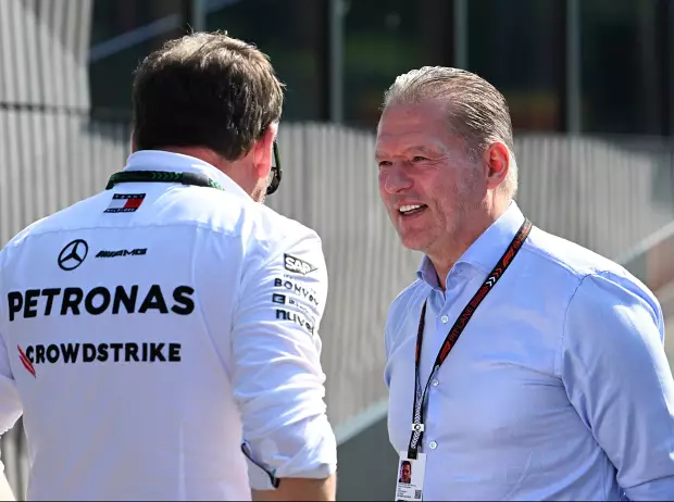 Foto zur News: Trotz Verstappen-"Ja" zu Red Bull: Warum Wolff die Hoffnung nicht aufgibt