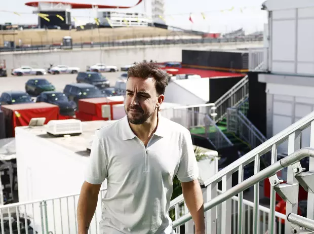 Foto zur News: Alonso beweist Elefantengedächtnis: Update in Austin "kein Gamechanger"