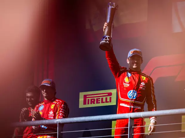 Foto zur News: Leclerc sieht Reifeprozess und mehr Stabilität bei Ferrari: 