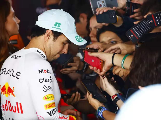 Foto zur News: Sergio Perez zu Hause schon in Q1 raus: 