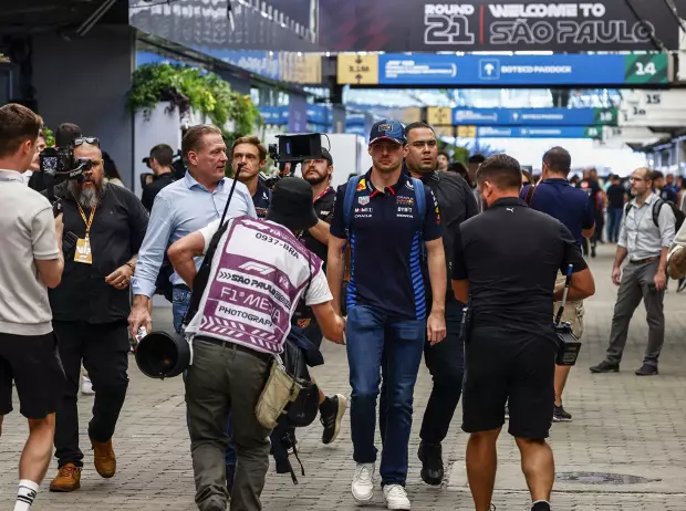Foto zur News: Damon Hill reagiert auf Verstappen-Kritik: "Es ist keine Vendetta gegen Max"