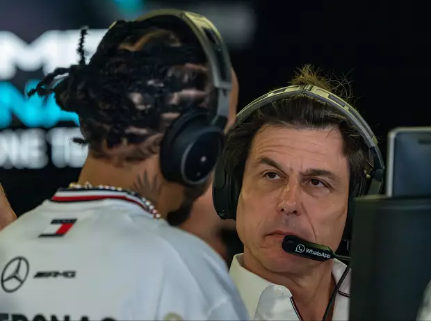 Foto zur News: Wolff über Hamilton-Abgang: Warnung von Sainz senior, Tipps von Guardiola