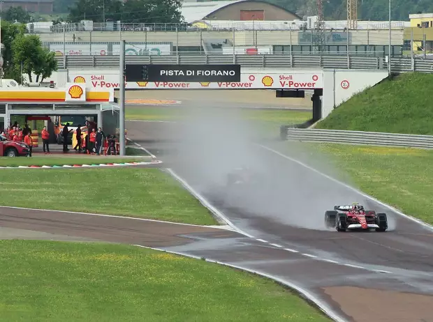 Foto zur News: Fahrer hilflos bei Regen: Dieses Problem kriegt die F1 nicht in den Griff