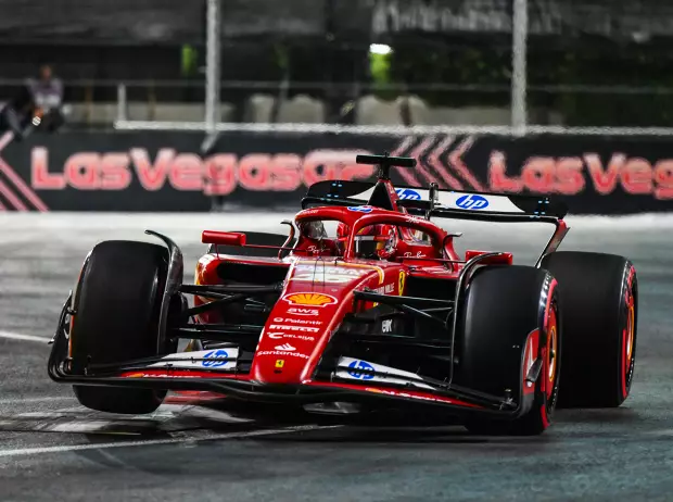 Foto zur News: Charles Leclerc nach P4 sauer: 