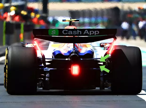 Foto zur News: Updates Shanghai: Nicht McLaren muss den Heckflügel umbauen, sondern ...