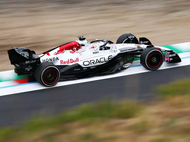 Foto zur News: Wer letzte Nacht am besten geschlafen hat: Max Verstappen
