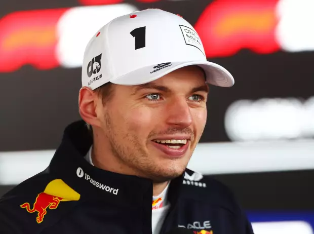 Foto zur News: Wer letzte Nacht am besten geschlafen hat: Max Verstappen