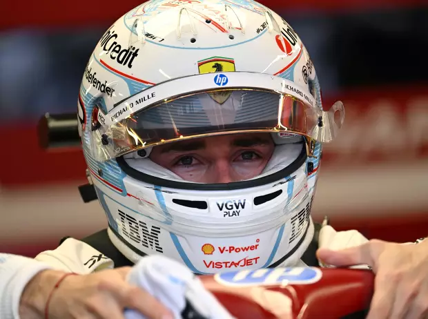 Foto zur News: Falsche Frage lässt Lokalmatador Leclerc lachen: "Let's go, Baby!"