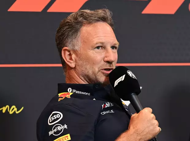 Foto zur News: Nach Verstappen-Rammstoß: So reagiert Christian Horner auf die Rosberg-Kritik