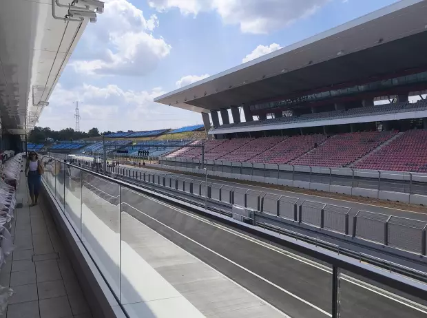 Foto zur News: Umbau (fast) fertig: So sieht der Hungaroring jetzt aus!