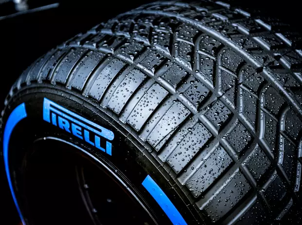 Foto zur News: Regenreifen überflüssig? Pirelli-Sportchef überzeugt: Es geht doch auch ohne!