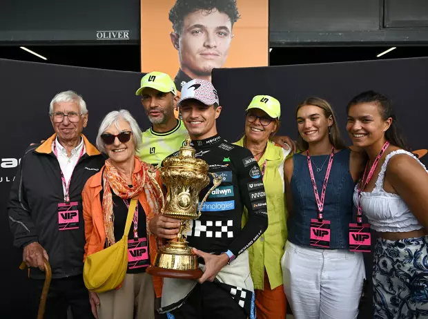 Foto zur News: Nicht schon wieder die Nase! Norris bei Silverstone-Siegesfeier erneut verletzt