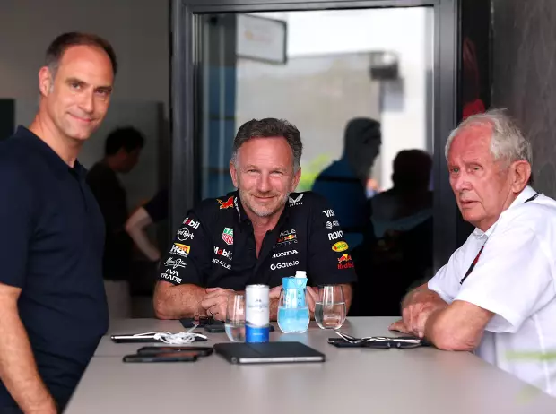 Foto zur News: Ecclestone: Horner ist ein "Idiot", weil er sich "wie ein 20-Jähriger" benommen hat