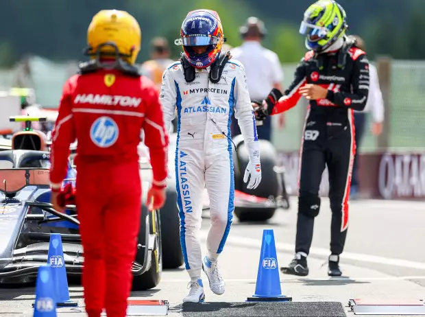 Foto zur News: Ein Williams Top, einer Flop: Kurioser Rollentausch zwischen Albon und Sainz