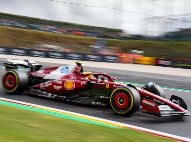 Foto zur News: Red-Bull-Ärger über Rennleitung: Hätten "ganze Stunde früher" fahren können