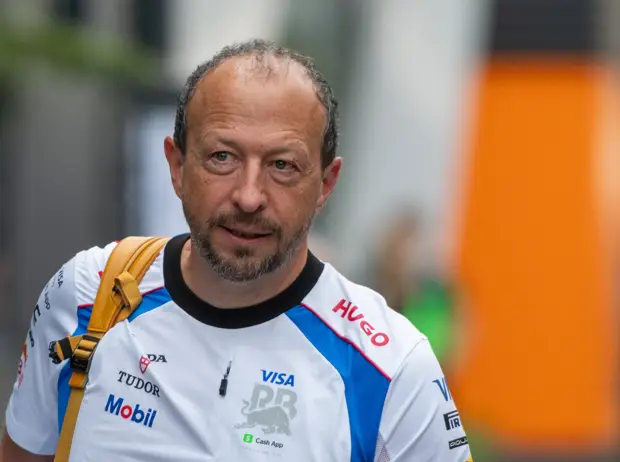 Peter Bayer Foto zur News: Jolyon Palmer bemängelt: "Die Pace ist weg" bei Oscar Piastri