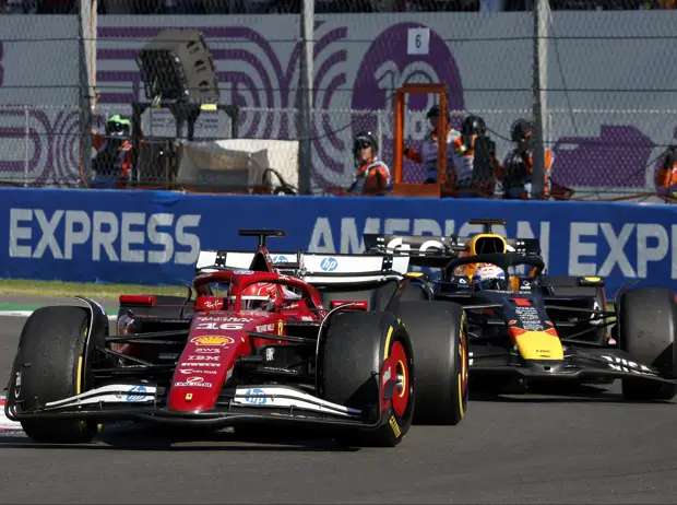 Charles Leclerc, Max Verstappen Foto zur News: Marko nach P3 für Verstappen: "Ich war der einzige, der positiv gedacht hat"
