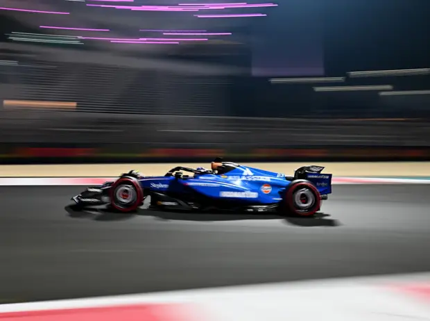 Foto zur News: Williams-Rätsel: Warum das Auto im Qualifying plötzlich abbaute