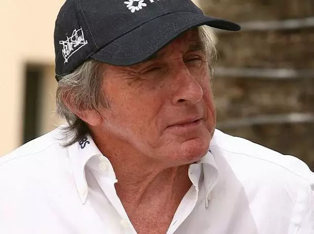 Foto zur News: Stewart: "Vettel beeindruckt"
