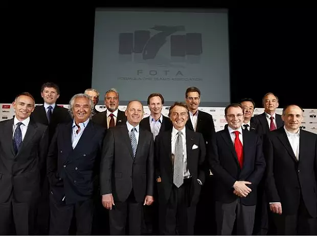 Foto zur News: Howett-Kolumne: Wiederholt sich die Geschichte?