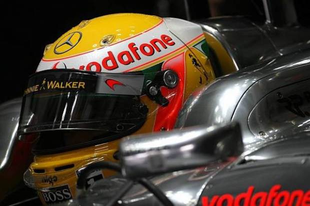 Foto zur News: Alonso stiehlt Vettel am Freitag die Show